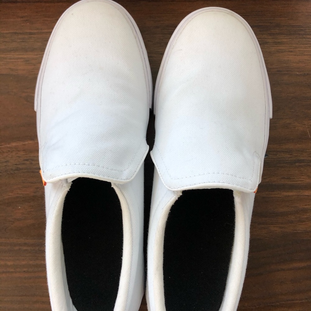 Nike Women Slip On